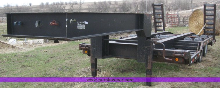 image for item 6064 1994 Trailtech CT220 29' combine trailer