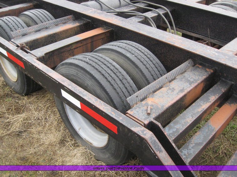 image for item 6064 1994 Trailtech CT220 29' combine trailer