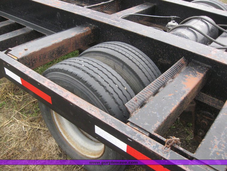 image for item 6064 1994 Trailtech CT220 29' combine trailer