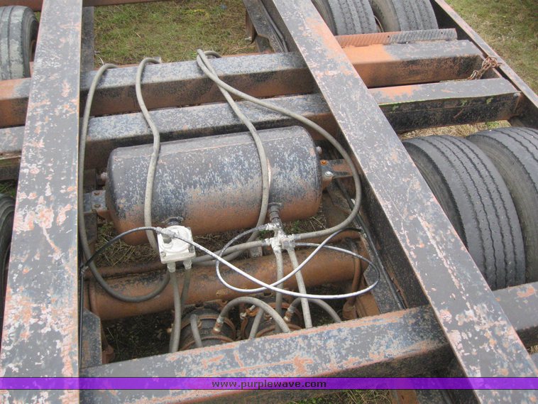 image for item 6064 1994 Trailtech CT220 29' combine trailer