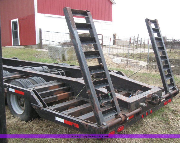 image for item 6064 1994 Trailtech CT220 29' combine trailer