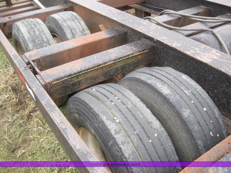 image for item 6064 1994 Trailtech CT220 29' combine trailer