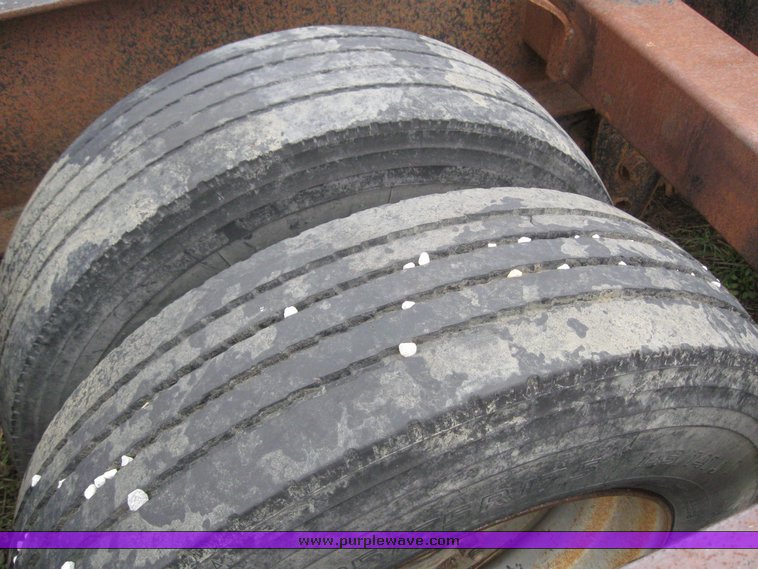 image for item 6064 1994 Trailtech CT220 29' combine trailer