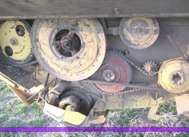 image for item 6152 New Holland 2450 18' swather