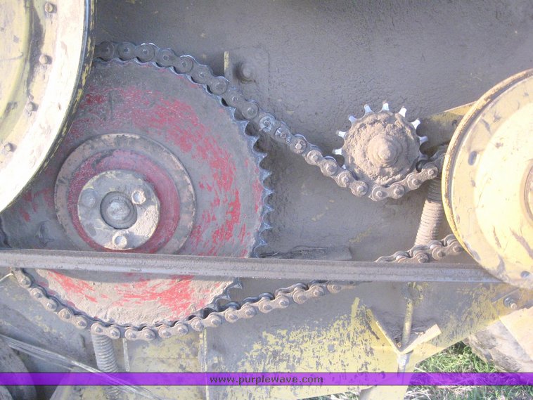 image for item 6152 New Holland 2450 18' swather