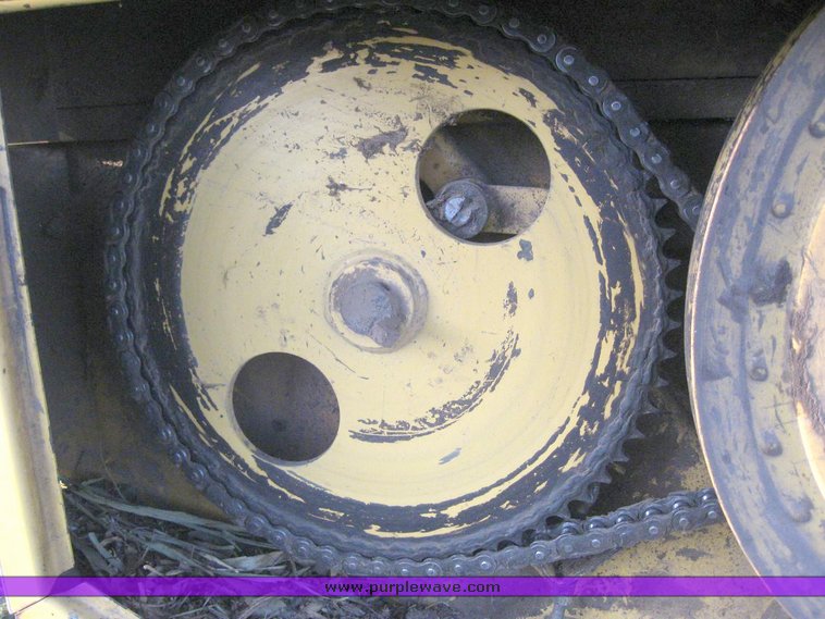 image for item 6152 New Holland 2450 18' swather