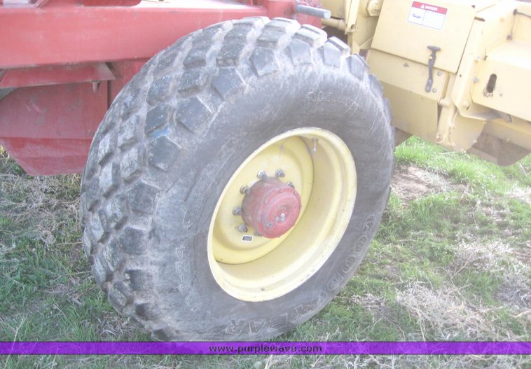 image for item 6152 New Holland 2450 18' swather