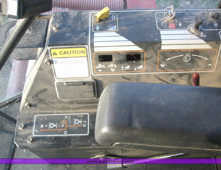 image for item 6152 New Holland 2450 18' swather