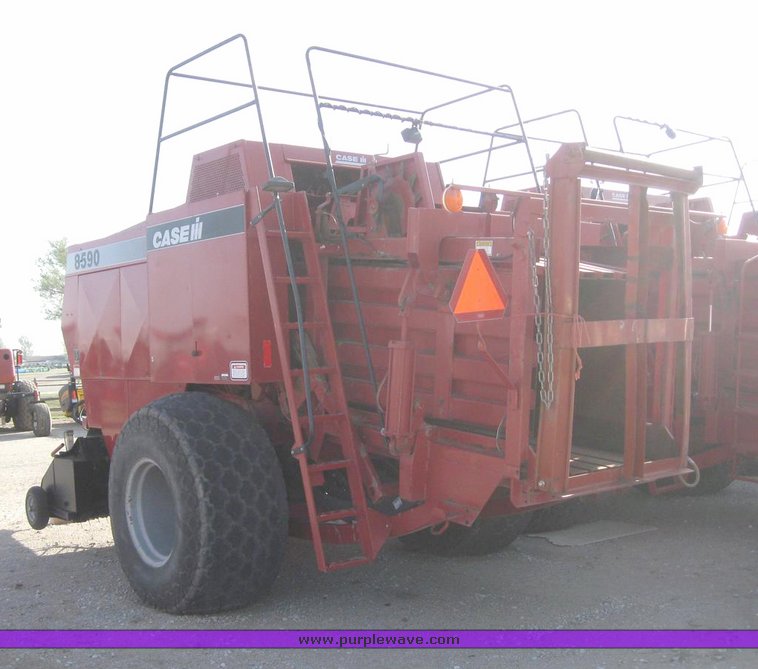 image for item 6157 1999 Case 8590 large square baler
