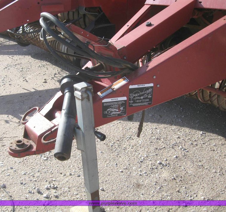 image for item 6157 1999 Case 8590 large square baler