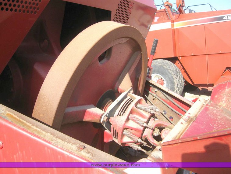 image for item 6157 1999 Case 8590 large square baler