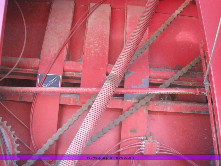 image for item 6157 1999 Case 8590 large square baler