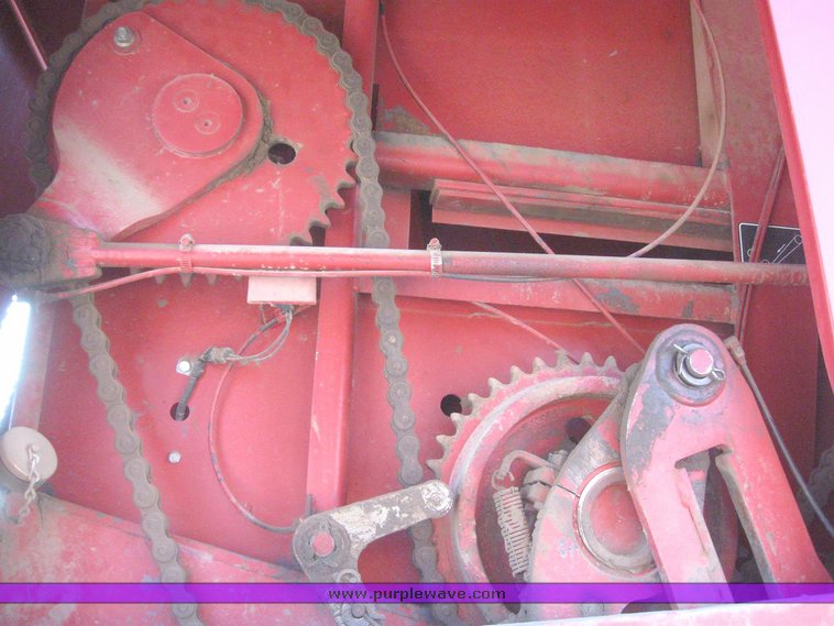 image for item 6157 1999 Case 8590 large square baler