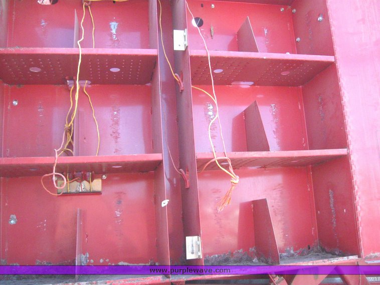 image for item 6157 1999 Case 8590 large square baler