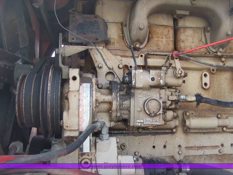 image for item 6679 1975 Versatile 800 four wheel drive tractor