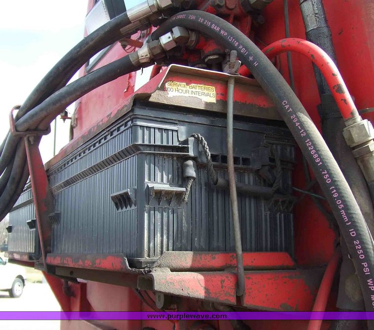 image for item 6679 1975 Versatile 800 four wheel drive tractor