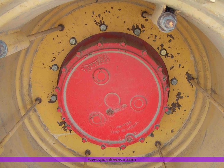 image for item 6679 1975 Versatile 800 four wheel drive tractor