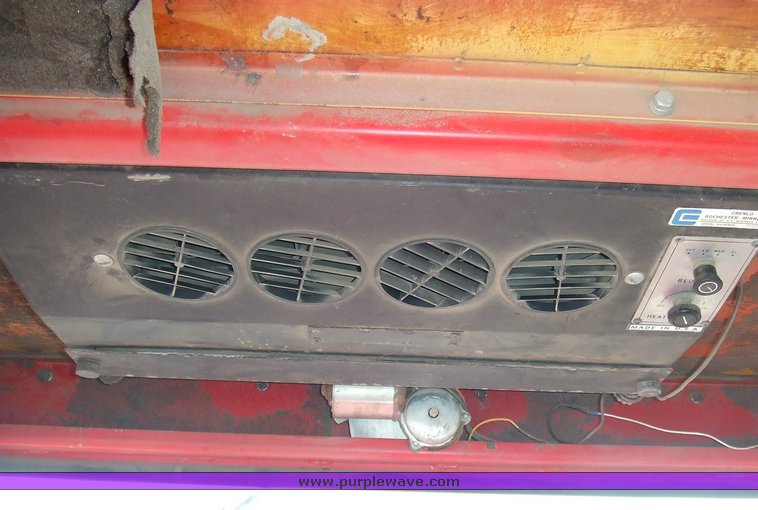 image for item 6679 1975 Versatile 800 four wheel drive tractor