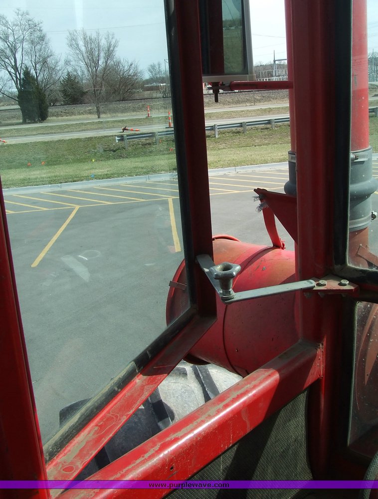 image for item 6679 1975 Versatile 800 four wheel drive tractor