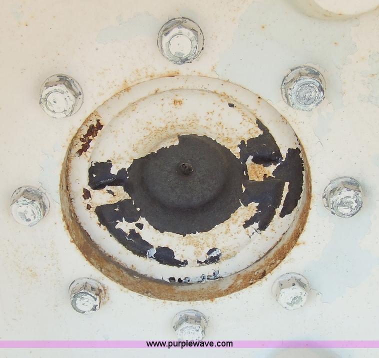 image for item 6719 1985 Agri-power 9000 open station tractor