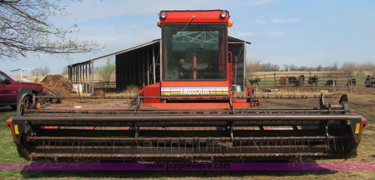 image for item 6768 1991 Mac Don 9000 self-propelled swather