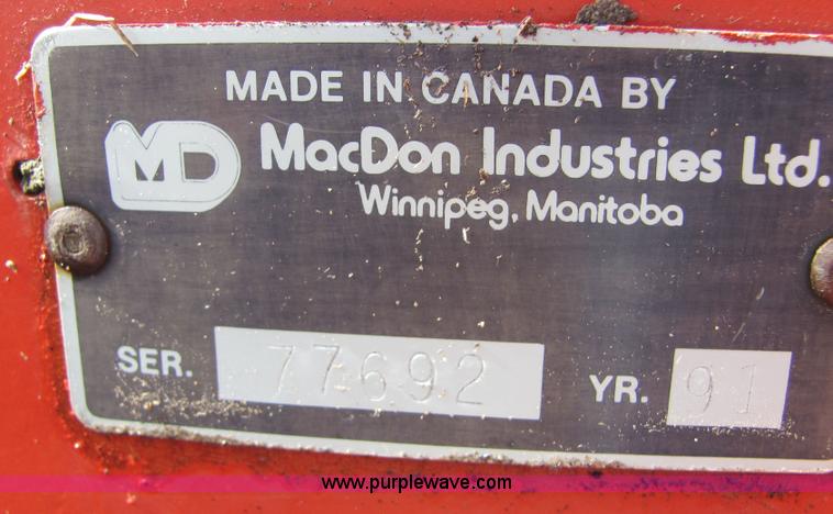 image for item 6768 1991 Mac Don 9000 self-propelled swather