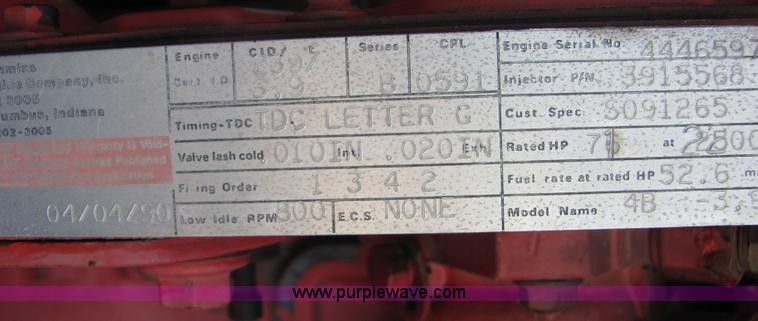 image for item 6768 1991 Mac Don 9000 self-propelled swather