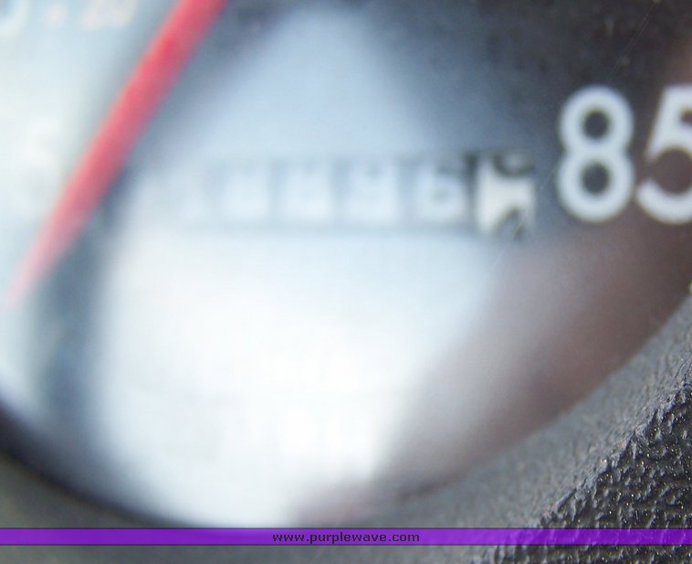 image for item 8094 1981 John Deere 4440 tractor