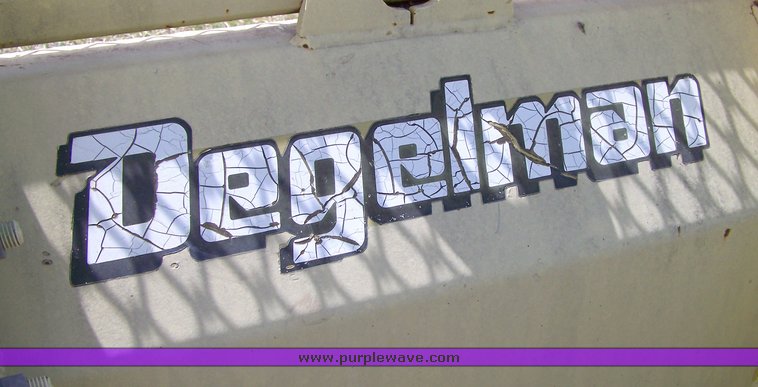 image for item 8096 1991 John Deere 8760 tractor