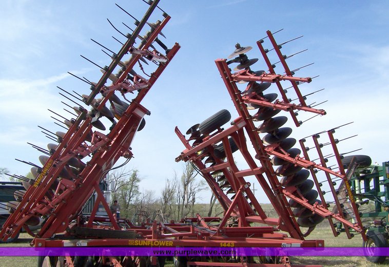 image for item 8098 Sunflower 1443 35' disc