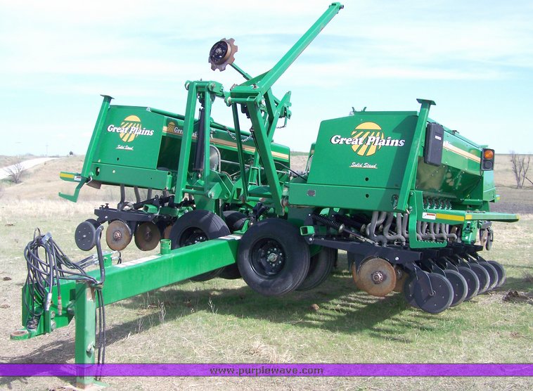 image for item 8100 Great Plains GPS1756 drill