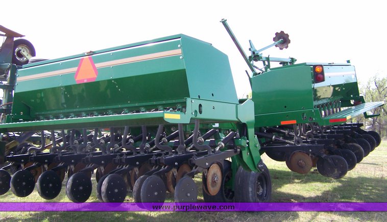 image for item 8100 Great Plains GPS1756 drill