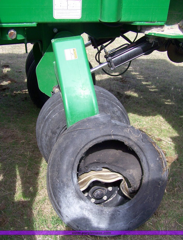 image for item 8100 Great Plains GPS1756 drill