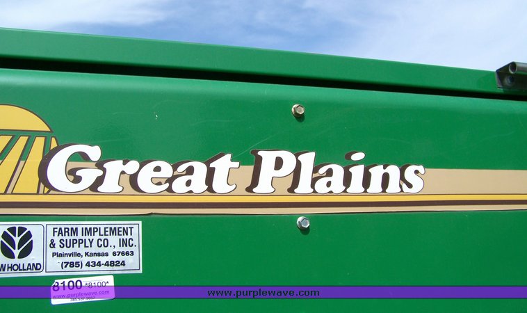 image for item 8100 Great Plains GPS1756 drill