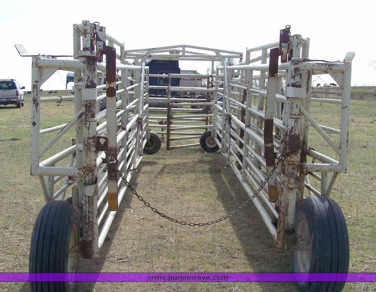 image for item 8101 Wilson Mfg wheel corral system