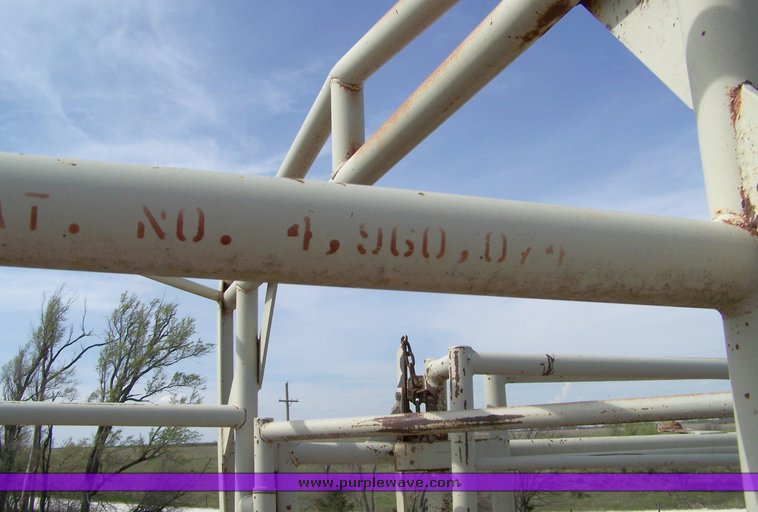 image for item 8101 Wilson Mfg wheel corral system