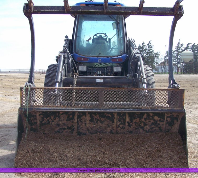 image for item 8102 2006 New Holland TV145 tractor