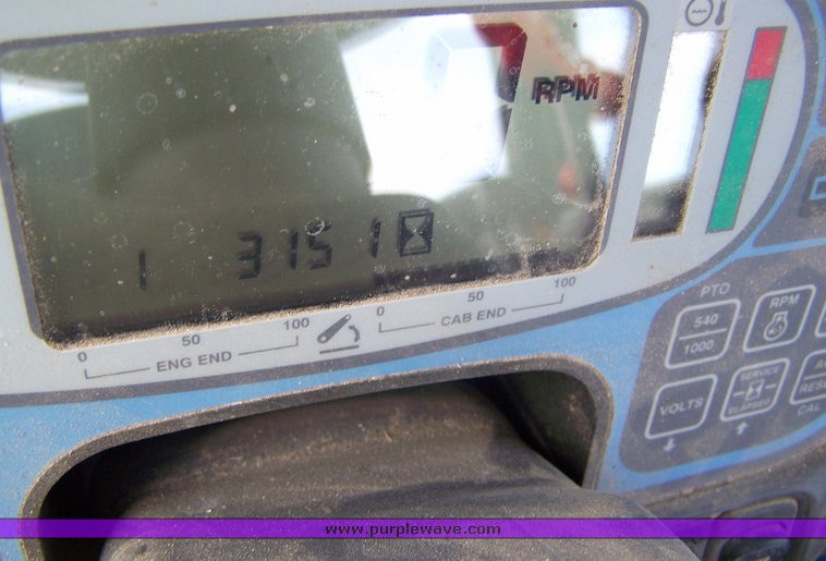 image for item 8102 2006 New Holland TV145 tractor