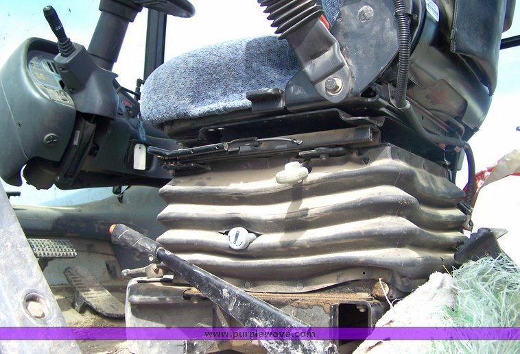 image for item 8102 2006 New Holland TV145 tractor