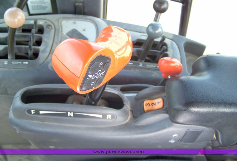 image for item 8102 2006 New Holland TV145 tractor