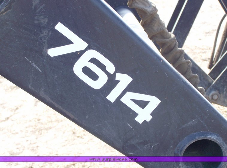 image for item 8102 2006 New Holland TV145 tractor