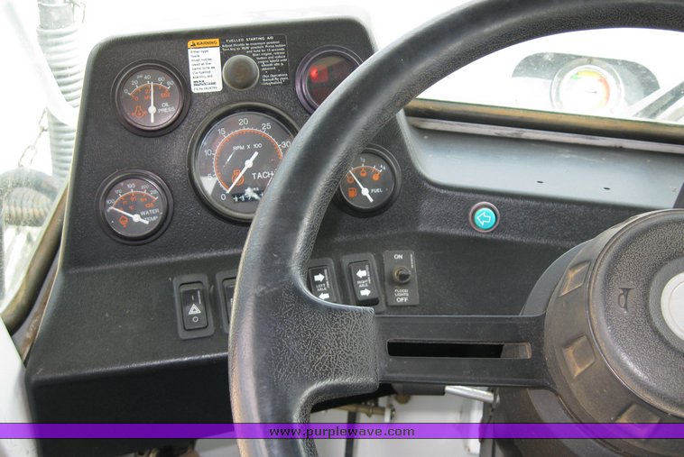 image for item 8647 1997 SpraCoupe 3440 sprayer