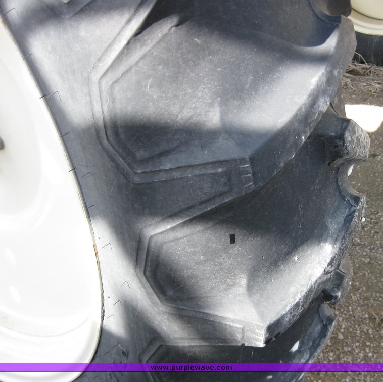 image for item 8657 Hardi NAV1000M sprayer