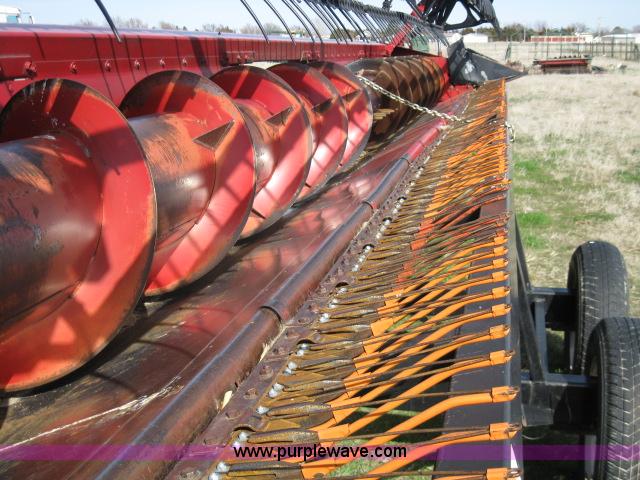 image for item 8660 1994 Case IH 1020 30' flex head