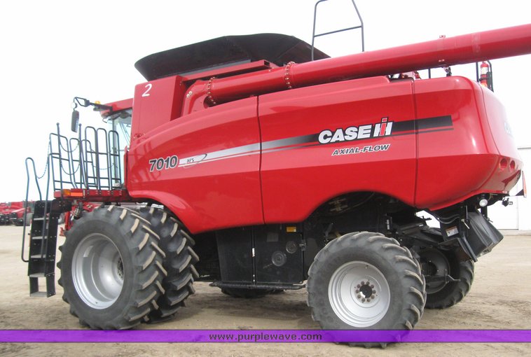 image for item 9500 2008 Case IH AFX 7010 axial flow combine