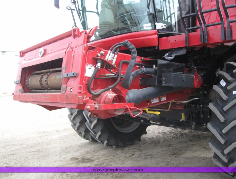 image for item 9500 2008 Case IH AFX 7010 axial flow combine