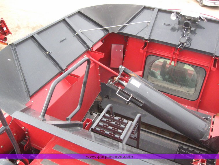 image for item 9500 2008 Case IH AFX 7010 axial flow combine