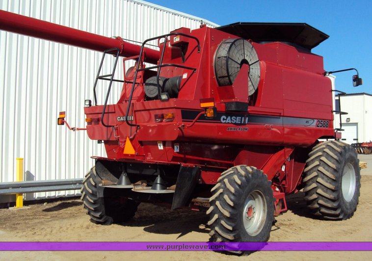 image for item 9501 2007 Case IH 2588 combine