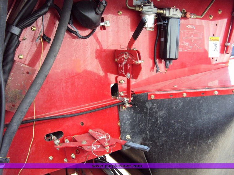 image for item 9501 2007 Case IH 2588 combine