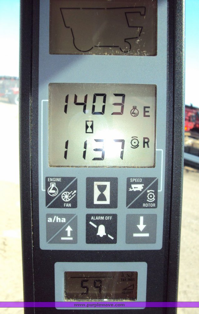 image for item 9501 2007 Case IH 2588 combine